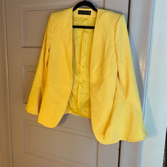 Zara Yellow Blazer - Picture 2 of 3